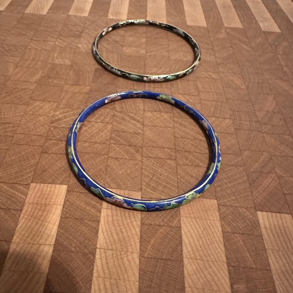 Set of Two cloisonné Enamel Bangles